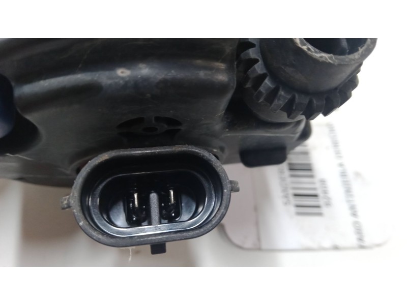 Recambio de faro antiniebla derecho para dacia sandero ii 1.5 dci referencia OEM IAM 8200074008  