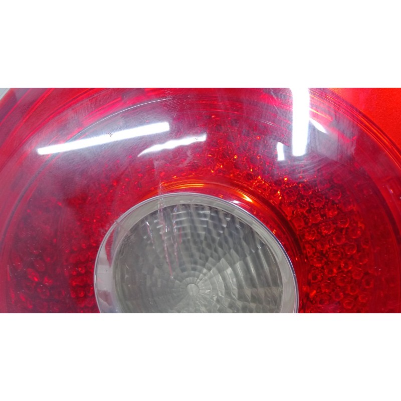 Recambio de piloto trasero porton derecho para volkswagen golf v (1k1) 2.0 tdi 16v referencia OEM IAM   