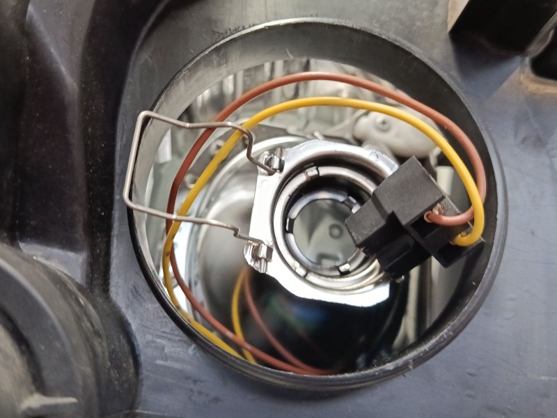 Recambio de faro derecho para renault scénic ii (jm0/1_) 1.6 16v (jm1r) referencia OEM IAM   