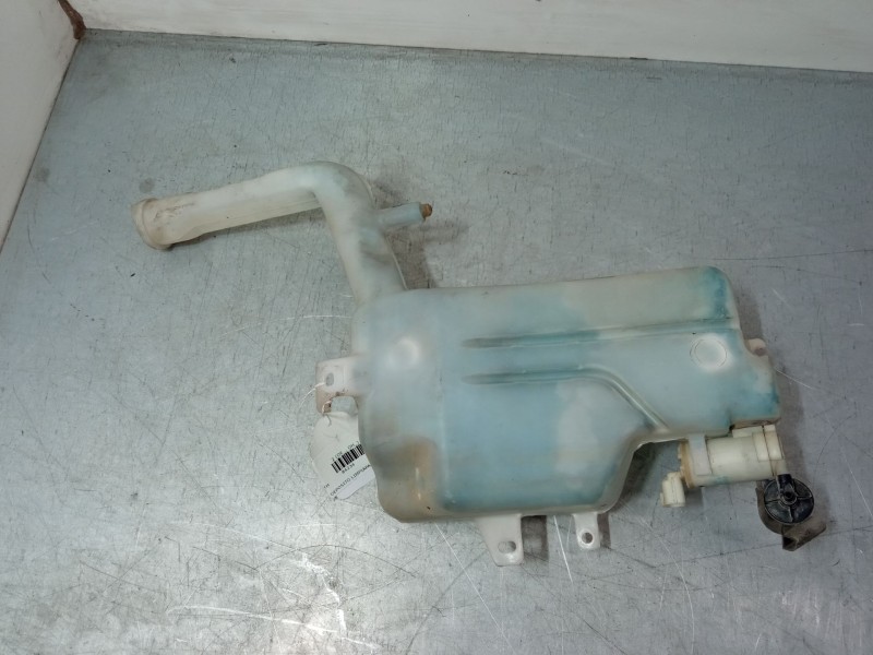 Recambio de deposito limpiaparabrisas para mazda 2 (de_, dh_) 1.4 mzr-cd referencia OEM IAM   