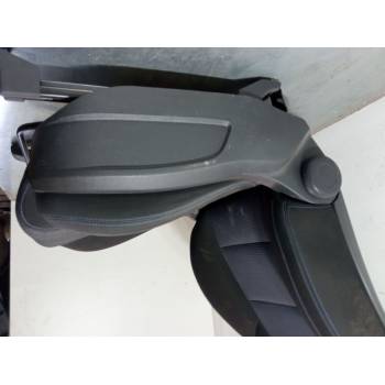 ASIENTO DELANTERO DERECHO 