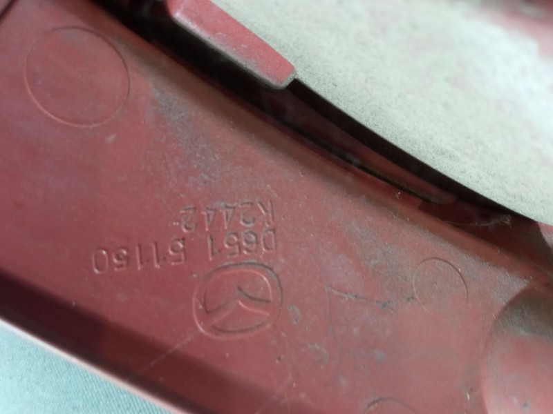 Recambio de piloto trasero derecho para mazda 2 (de_, dh_) 1.4 mzr-cd referencia OEM IAM D65151150  