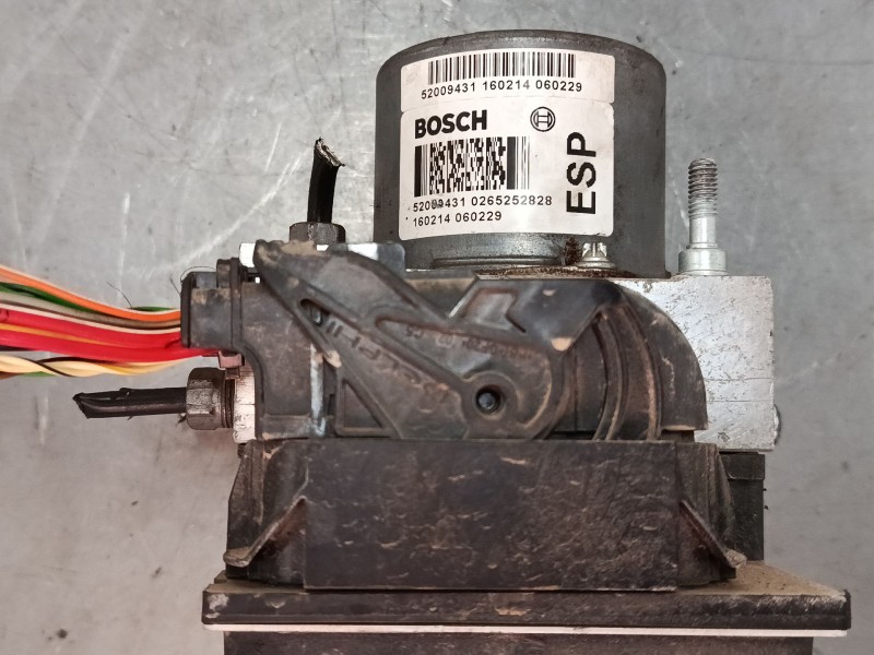 Recambio de abs para fiat 500 (312_) 1.2 (312axa1a) referencia OEM IAM 52009431  0265252828