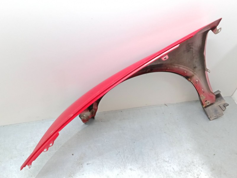 Recambio de aleta delantera derecha para volvo c30 (533) 1.6 d referencia OEM IAM   