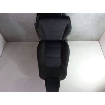 ASIENTO DELANTERO IZQUIERDO 