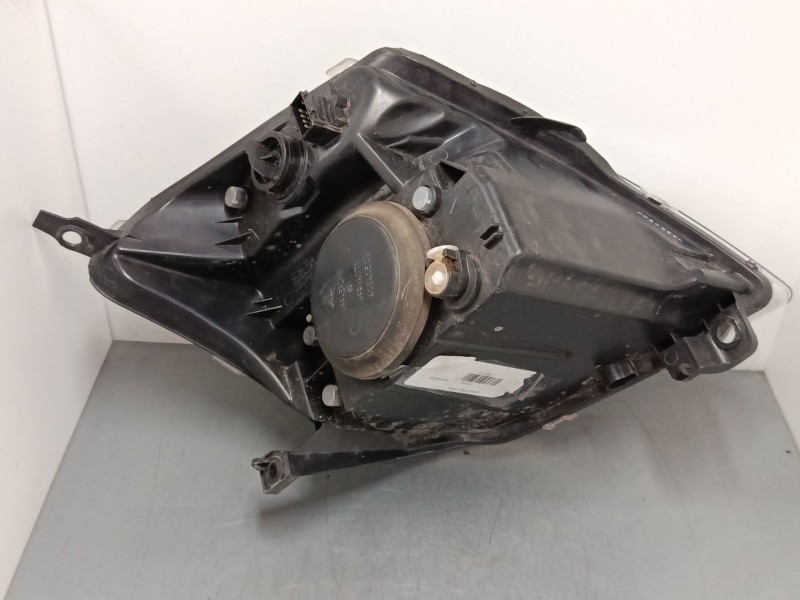 Recambio de faro izquierdo para citroën c2 (jm_) 1.4 hdi referencia OEM IAM 085521119L  