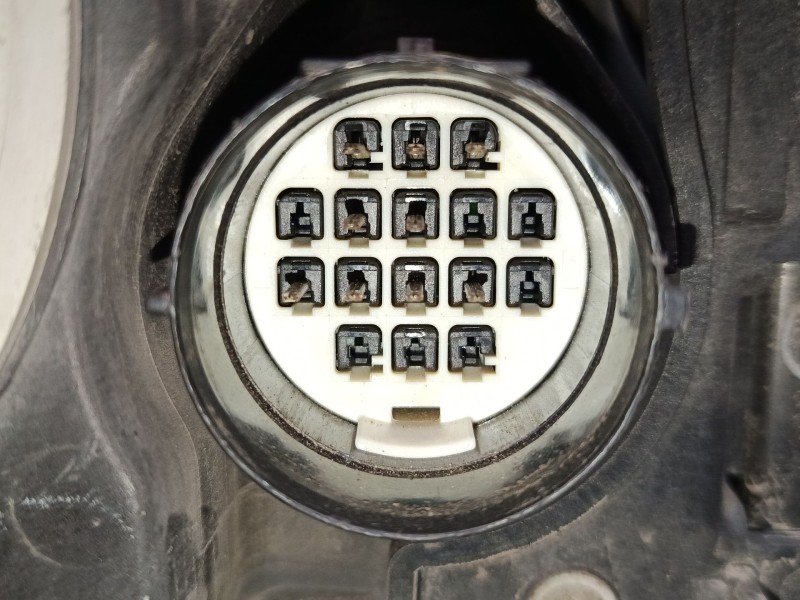 Recambio de faro derecho para land rover discovery iii (l319) 2.7 td 4x4 referencia OEM IAM XBC001062  