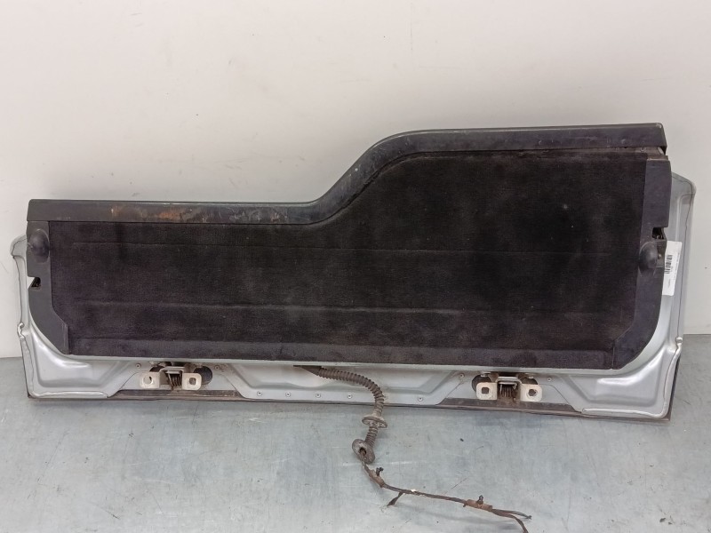 Recambio de porton trasero inferior para land rover discovery iii (l319) 2.7 td 4x4 referencia OEM IAM   