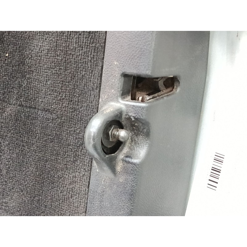 Recambio de porton trasero inferior para land rover discovery iii (l319) 2.7 td 4x4 referencia OEM IAM   