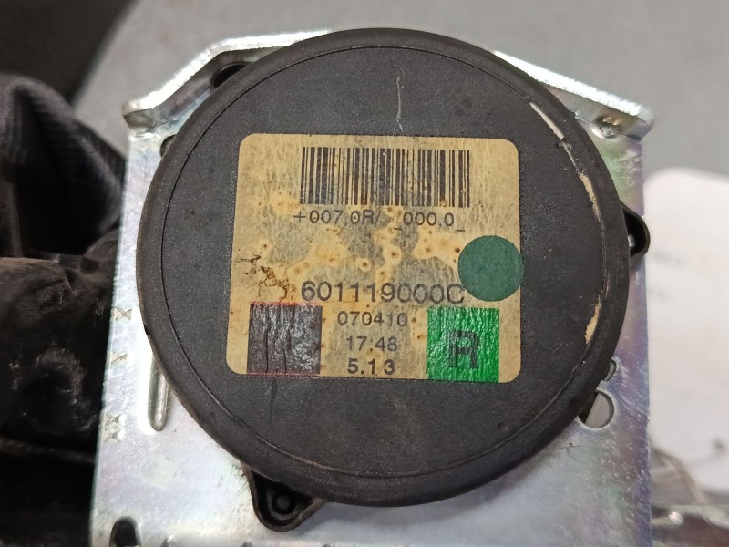 Recambio de cinturon seguridad delantero derecho para land rover discovery iii (l319) 2.7 td 4x4 referencia OEM IAM 601119000C  