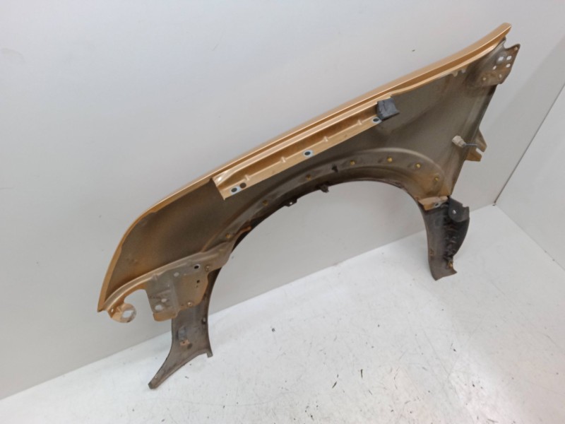 Recambio de aleta delantera derecha para ford tourneo connect 1.8 tdci referencia OEM IAM   