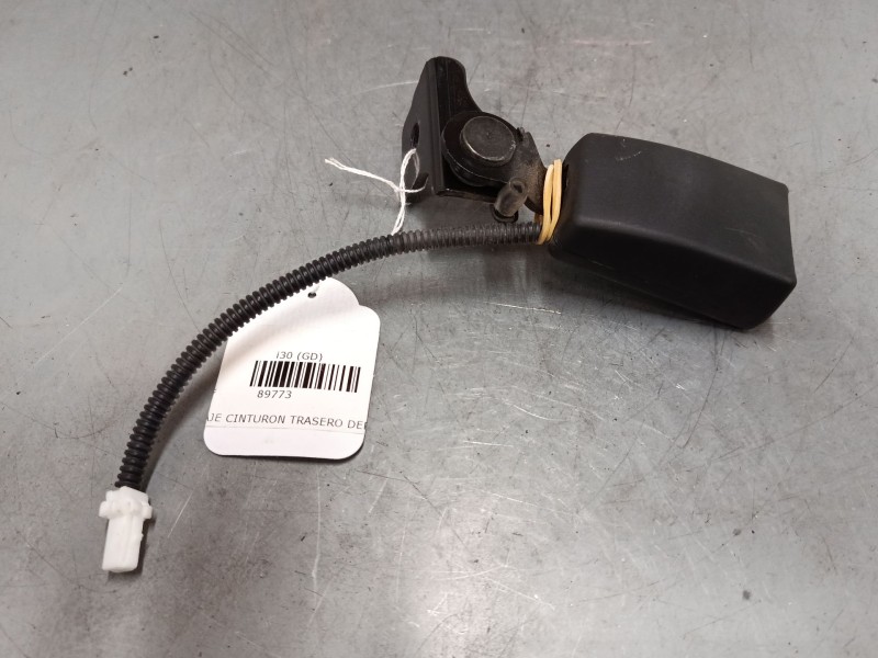 Recambio de anclaje cinturon trasero derecho para hyundai i30 (gd) 1.4 crdi referencia OEM IAM   
