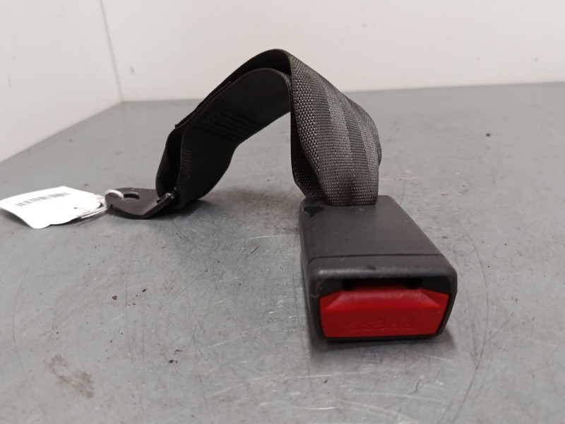 Recambio de anclaje cinturon trasero izquierdo para hyundai i40 i (vf) 1.7 crdi referencia OEM IAM   