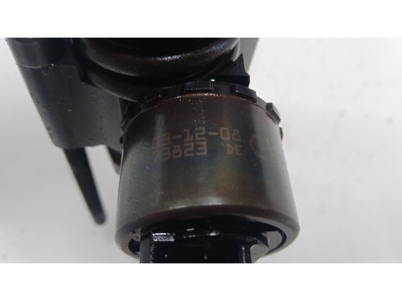 Recambio de inyector para volkswagen golf v (1k1) 2.0 tdi 16v referencia OEM IAM   