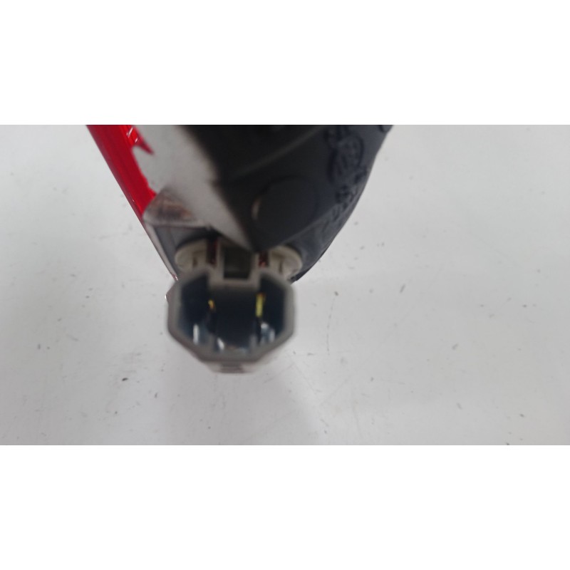Recambio de luz central de freno para toyota corolla (_e12_) 2.0 d-4d (cde120r_, cde120l_) referencia OEM IAM   