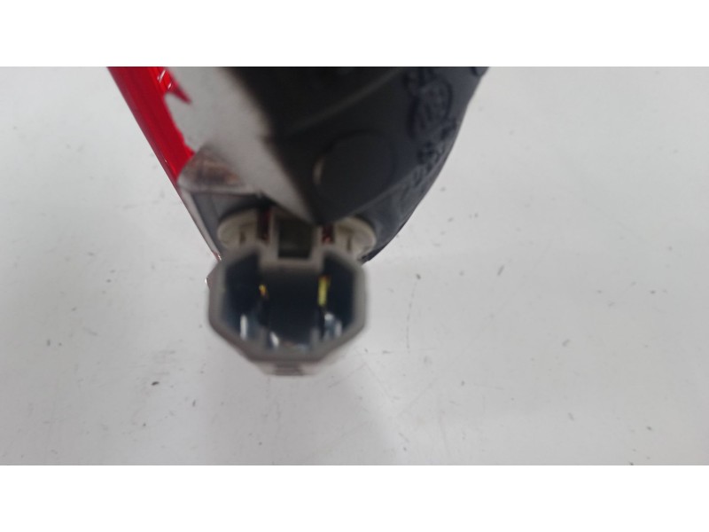 Recambio de luz central de freno para toyota corolla (_e12_) 2.0 d-4d (cde120r_, cde120l_) referencia OEM IAM   