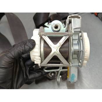 CINTURON SEGURIDAD DELANTERO DERECHO 34068389E 