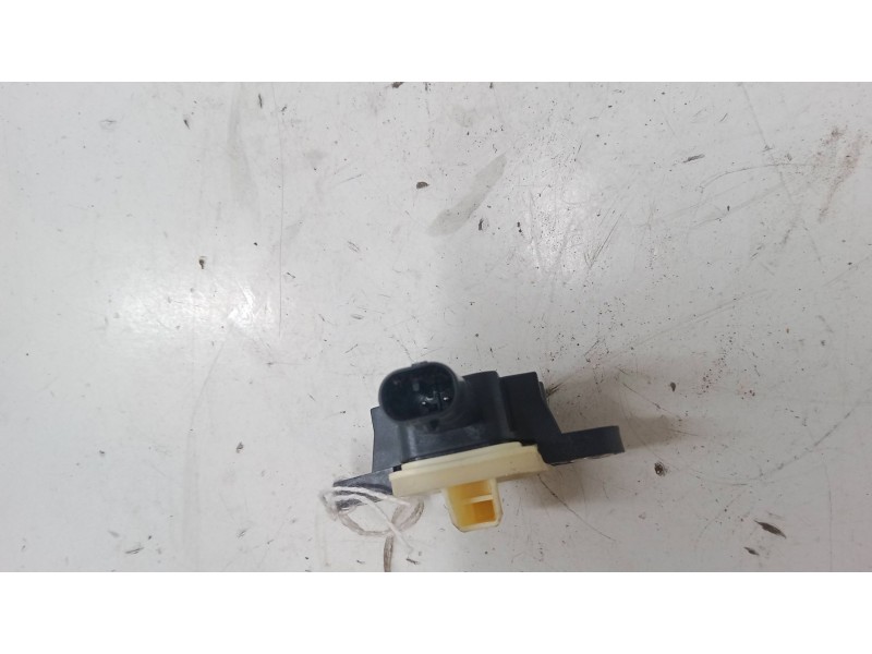 Recambio de sensor de impacto para volkswagen polo v (6r1, 6c1) 1.0 referencia OEM IAM 4H0955557   Recambio de sensor de impacto para volkswagen polo v (6r1, 6c1) 1.0 referencia OEM IAM 4H0955557
