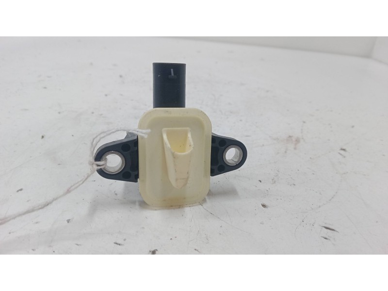 Recambio de sensor de impacto para volkswagen polo v (6r1, 6c1) 1.0 referencia OEM IAM 4H0955557   Recambio de sensor de impacto para volkswagen polo v (6r1, 6c1) 1.0 referencia OEM IAM 4H0955557