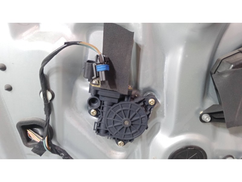 Recambio de elevalunas electrico delantero izquierdo para fiat idea (350_) 1.4 16v referencia OEM IAM   