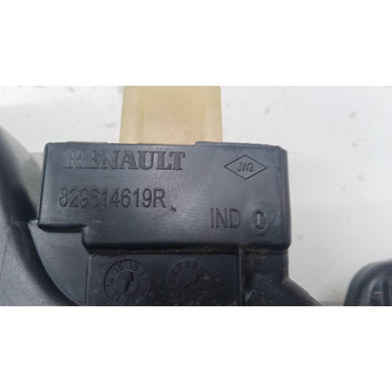 Recambio de mando elevalunas trasero derecho para renault clio iv (bh_) 1.5 dci 90 referencia OEM IAM 829614619R  