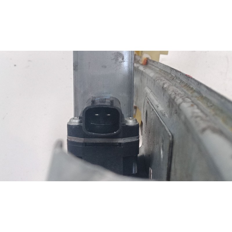 Recambio de elevalunas electrico trasero derecho para renault clio iv (bh_) 1.5 dci 90 referencia OEM IAM 128001471B 19031060004