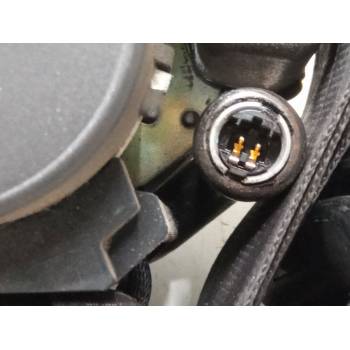 CINTURON SEGURIDAD DELANTERO DERECHO 