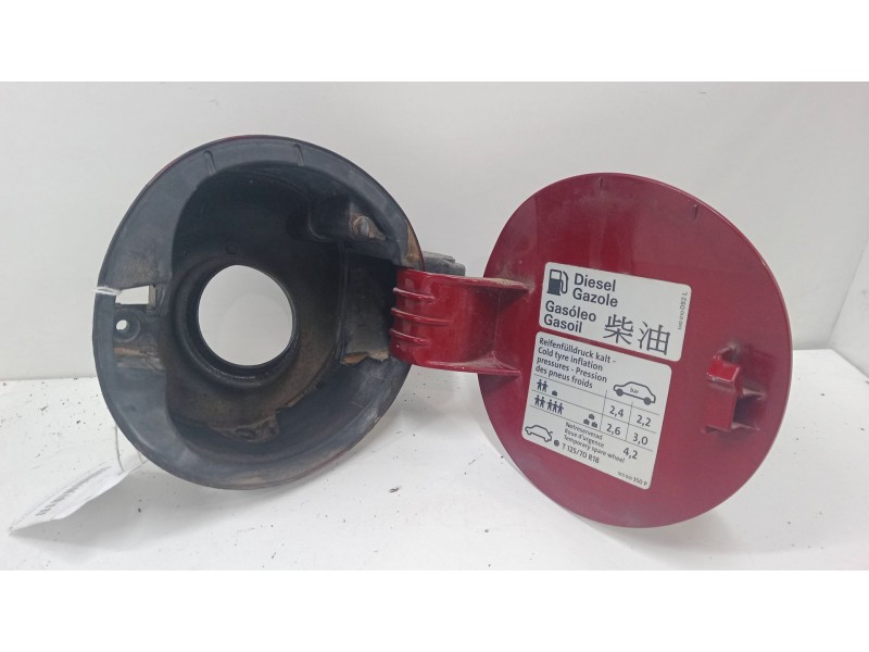 Recambio de tapa exterior combustible para volkswagen golf v (1k1) 2.0 tdi 16v referencia OEM IAM 1K6809857A  
