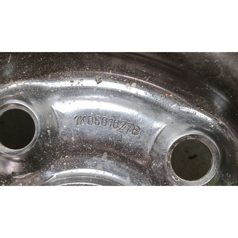 Recambio de rueda de repuesto para volkswagen golf v (1k1) 2.0 tdi 16v referencia OEM IAM 1K0601027B  31/2Jx18H2 ET25.5