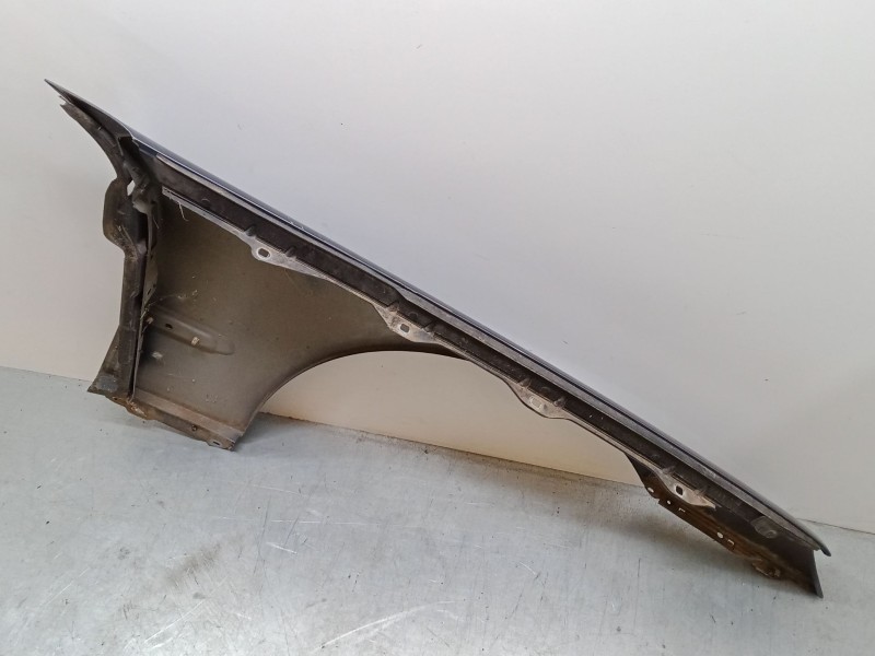 Recambio de aleta delantera izquierda para mercedes-benz clk (c209) clk 200 kompressor (209.342) referencia OEM IAM   