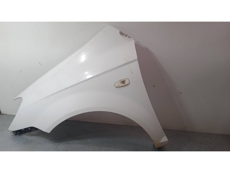 Recambio de aleta delantera izquierda para hyundai getz (tb) 1.4 i referencia OEM IAM    Recambio de aleta delantera izquierda para hyundai getz (tb) 1.4 i referencia OEM IAM