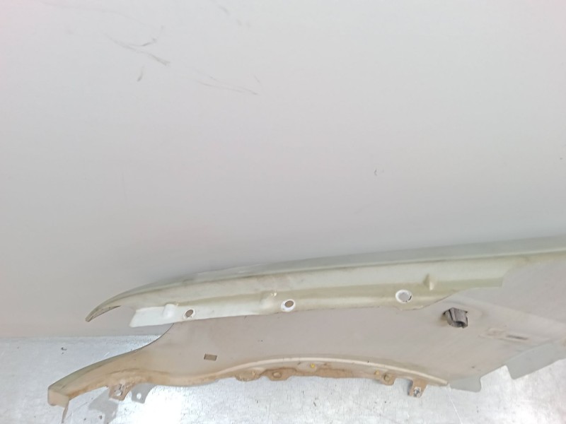 Recambio de aleta delantera izquierda para renault master ii autobús (jd) 2.8 dti referencia OEM IAM   