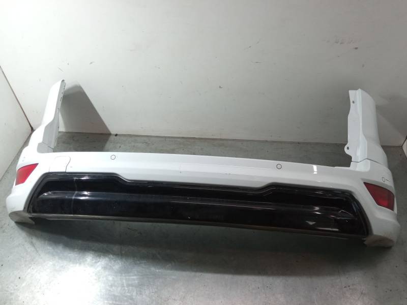 PARAGOLPES TRASERO SVHN1517K823A 2251048 