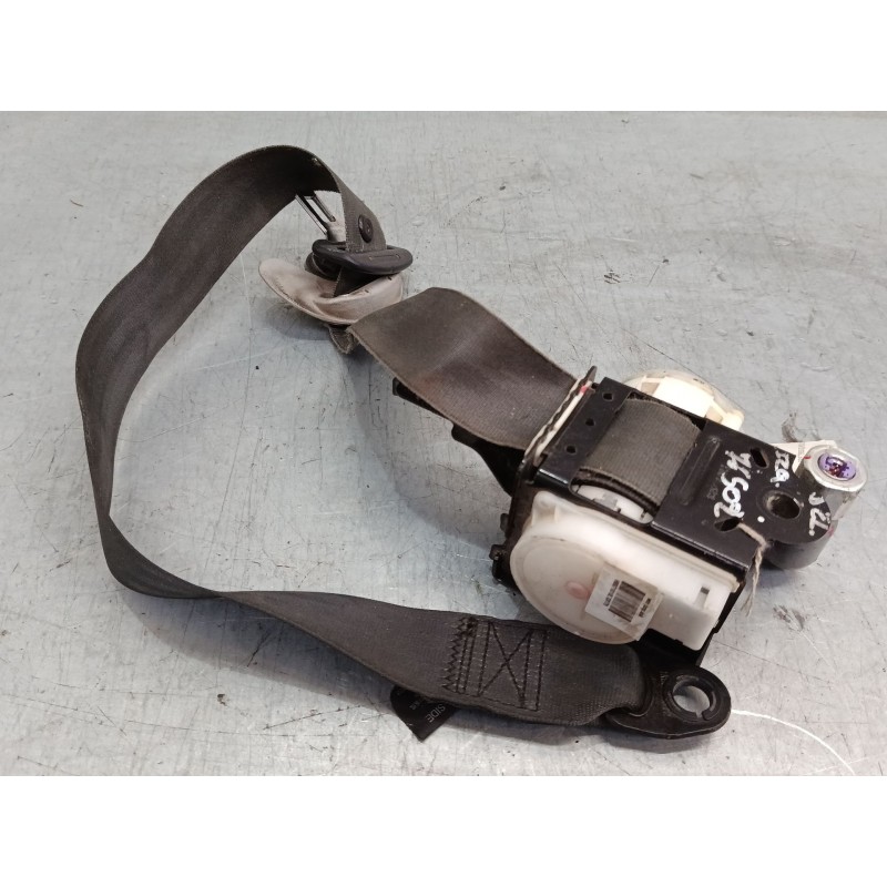 Recambio de cinturon con pretensor delantero izquierdo para hyundai h-1 travel (tq) 2.5 crdi referencia OEM IAM   