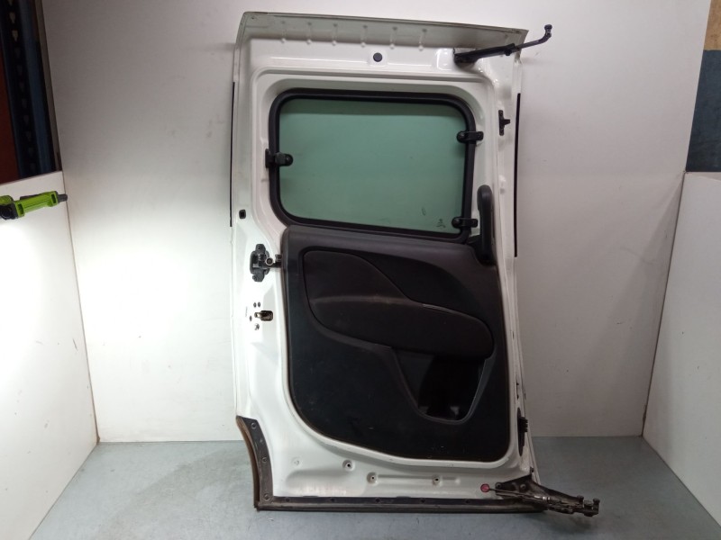 Recambio de puerta corredera izquierda completa para fiat doblo furgoneta/monovolumen (223_) 1.3 jtd 16v multijet referencia OEM
