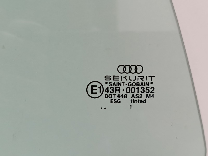 Recambio de luna delantera izquierda para audi tt roadster (8n9) 1.8 t quattro referencia OEM IAM    Recambio de luna delantera izquierda para audi tt roadster (8n9) 1.8 t quattro referencia OEM IAM