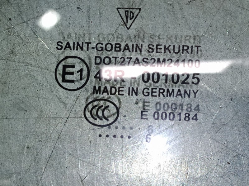 Recambio de luna delantera derecha para porsche cayman (987) s 3.4 referencia OEM IAM 98754251203  