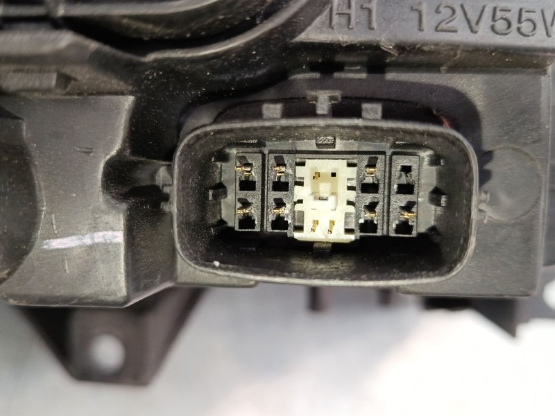 Recambio de faro izquierdo para mazda 6 hatchback (gg) 2.0 di (gg14) referencia OEM IAM 082161147L  