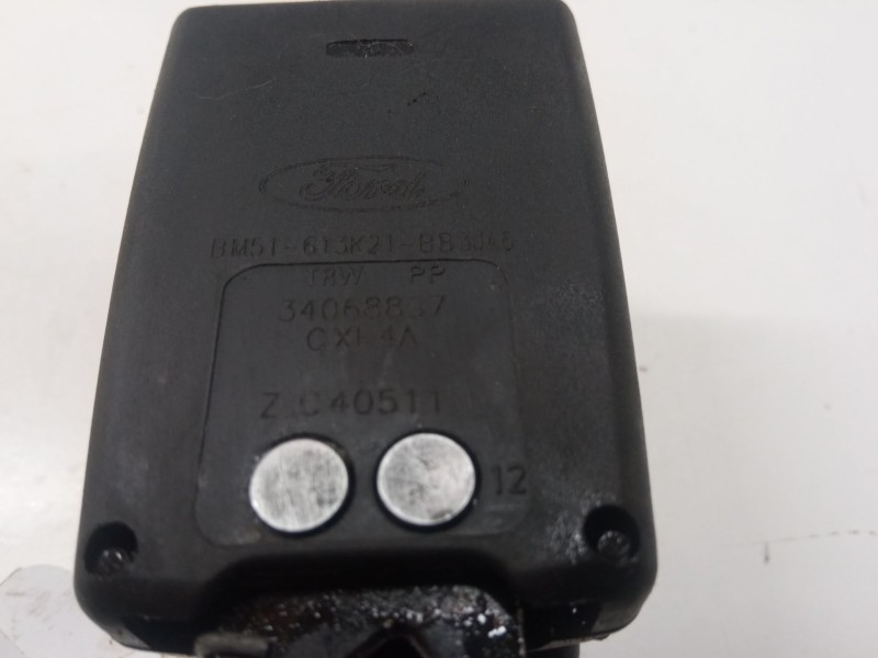 Recambio de anclaje cinturon trasero derecho para ford focus iii 1.6 tdci referencia OEM IAM   
