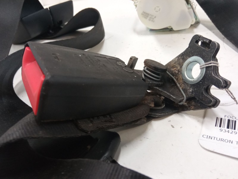 Recambio de anclaje cinturon trasero izquierdo para ford focus iii 1.6 tdci referencia OEM IAM   