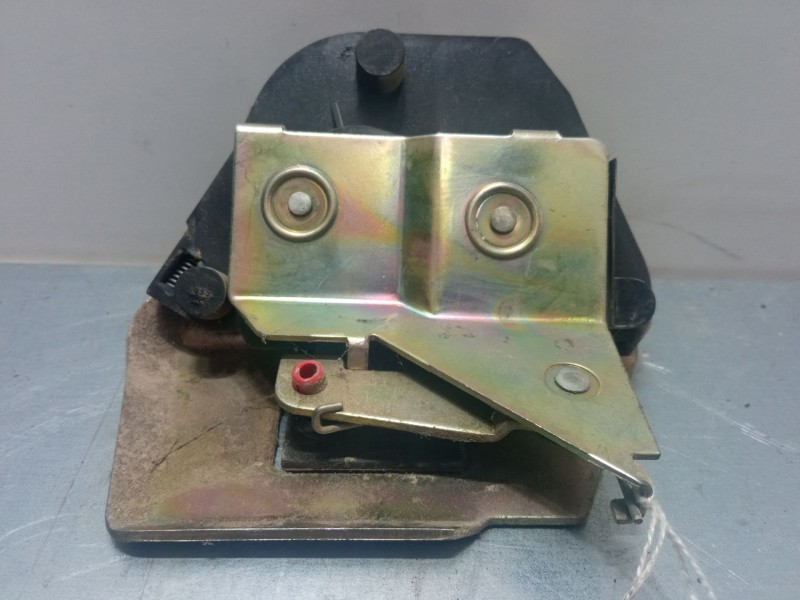 Recambio de cerradura puerta corredera derecha para peugeot partner monospace (5_, g_) 1.9 d referencia OEM IAM   