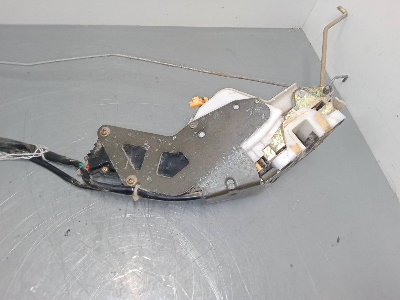 Recambio de cerradura puerta delantera derecha para opel agila a (h00) 1.2 16v (f68) referencia OEM IAM   