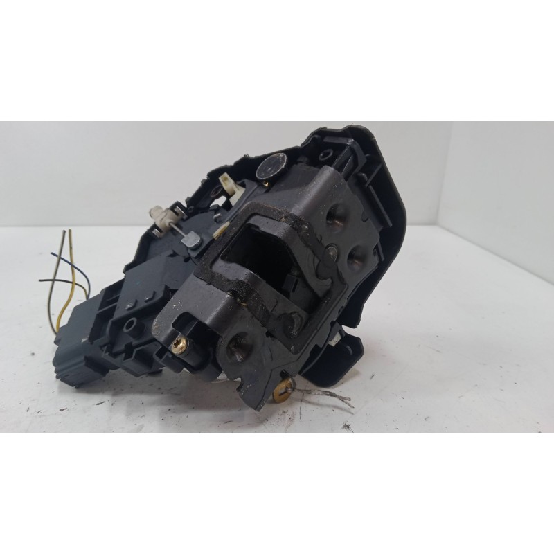 Recambio de cerradura puerta trasera derecha para ford focus c-max (dm2) 1.6 referencia OEM IAM    Recambio de cerradura puerta trasera derecha para ford focus c-max (dm2) 1.6 referencia OEM IAM