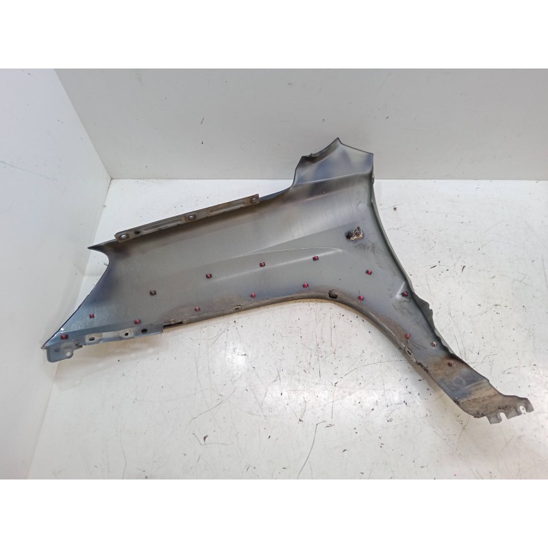 Recambio de aleta delantera derecha para kia sportage ii (je_, km_) 2.0 crdi referencia OEM IAM   