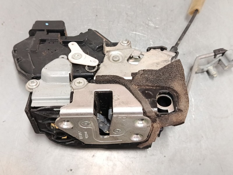 Recambio de cerradura puerta delantera derecha para mazda 5 (cr) 2.0 cd (cr19) referencia OEM IAM   