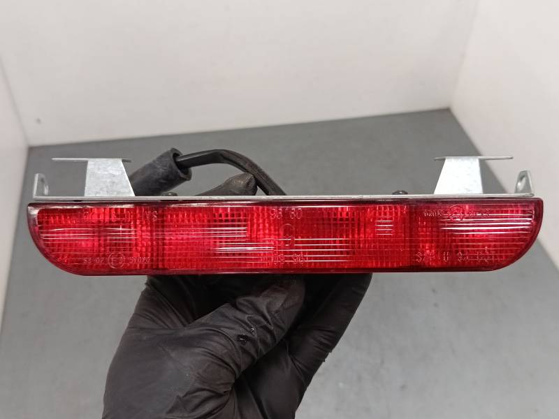 LUZ CENTRAL DE FRENO 