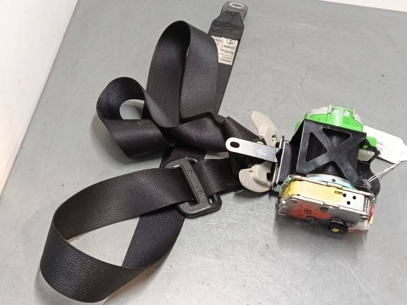 CINTURON SEGURIDAD DELANTERO DERECHO 