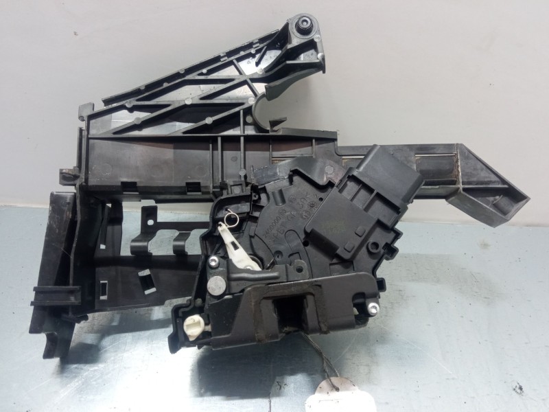 Recambio de cerradura puerta trasera izquierda para ford c-max (dm2) 1.6 tdci referencia OEM IAM   