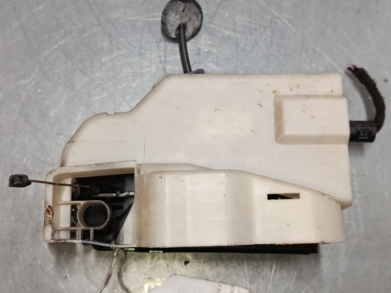 Recambio de cerradura puerta delantera derecha para volkswagen touran (1t1, 1t2) 1.9 tdi referencia OEM IAM   