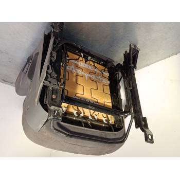 ASIENTO DELANTERO IZQUIERDO 